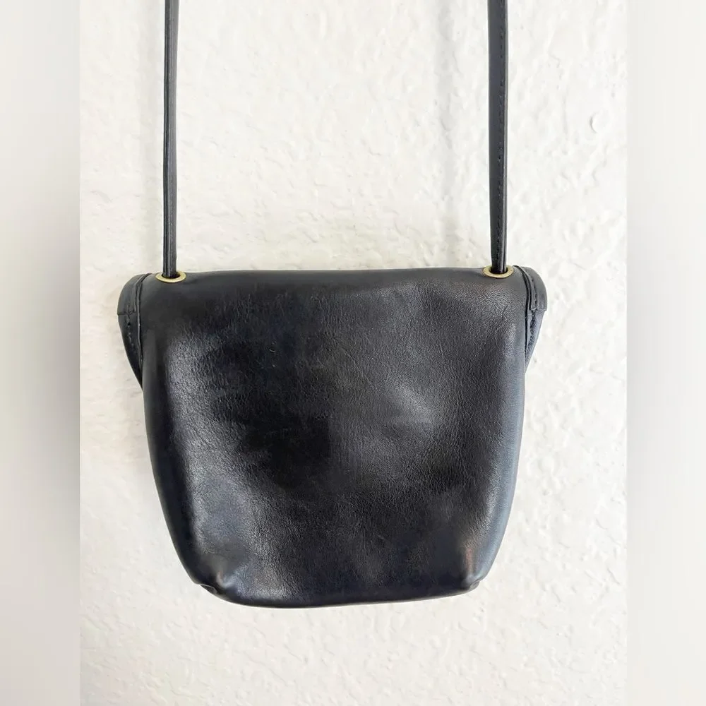 Rare vintage Coach Everett small crossbody